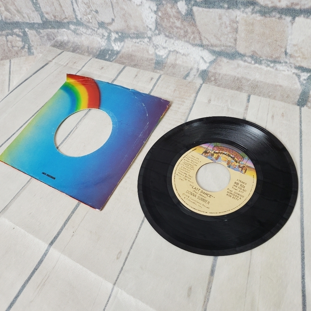 2/$25 Donna Summer Last Dance 45 RPM Record  1978 Vintage Vinyl - Picture 3 of 11